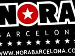 알리칸테의 에로틱 페스티벌에서 유럽의 MILF 노라 바르셀로나