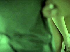 Brandi iubește sânii naturali și abilitățile de deepthroat într-un videoclip erotic