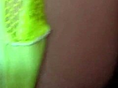 Rubia madura recibe una follada en su coño en un video hardcore