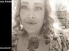 Sally OMalleys je tetovirala čudovite debele ženske skrivnosti v Arkansasu