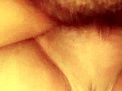 Maduras spriccelő orgazmusa: Egy érett milf szexuális képességei
