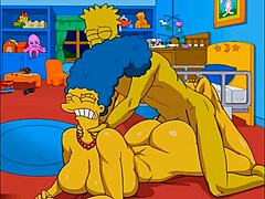 주부인 마지 (Marge) 는 다양한 방향으로 엉덩이와 스쿼트에 뜨거운 정액을 받으며 강렬한 쾌감을 느낍니다. 이 무삭제 애니메이션은 큰 엉덩이와 큰 가슴을 가진 성숙한 캐릭터를 주인공으로 합니다