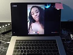 Sex und Masturbation mit einer spanischen Milf auf der Webcam